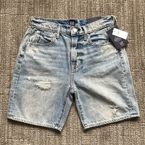 GAP Washwell High Rise 7" Denim Shorts Distressed - Picture 6 of 12